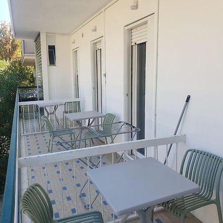 Ferienwohnung Playa-Degli-Angeli-Ponente Gabicce Mare Exterior foto